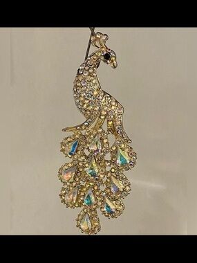 Peacock Crystal Rhinestone Gold Tone Brooch